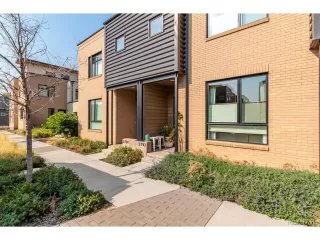 Photo #3: 2411393 Listing 