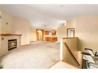 Photo #5: 2414950 Listing