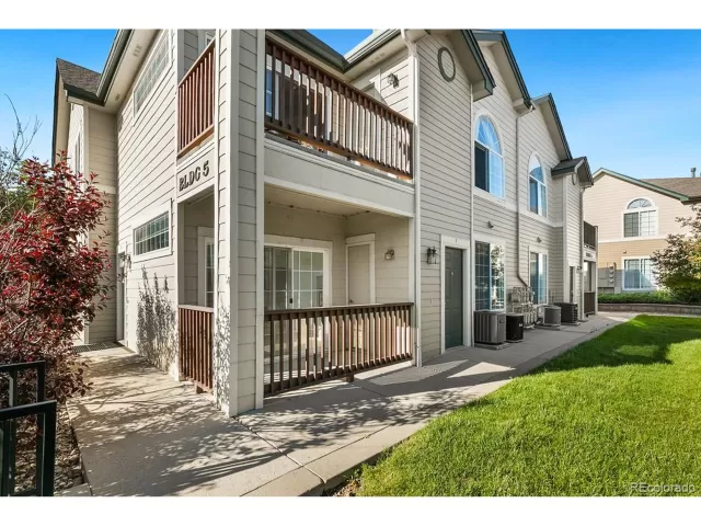 MLS: 2431392 Condo For Sale