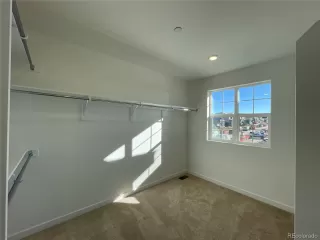 Photo #6: 2441242 Listing 