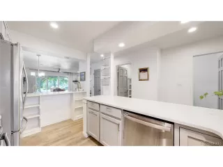 Photo #6: 2445683 Listing 