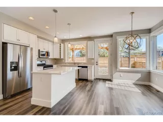 Photo #4: 2447006 Listing