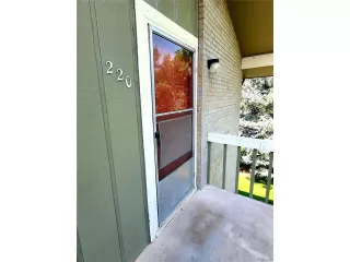 Photo #1: 2461385 Listing