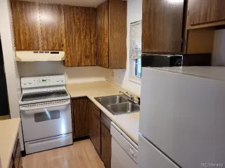 Photo #4: 2464250 Listing