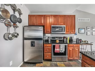 Photo #6: 2466373 Listing