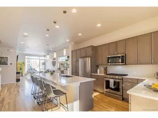 Photo #4: 2474629 Listing 