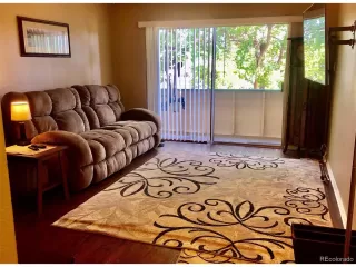 Photo #6: 2486891 Listing 