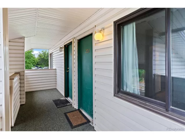 MLS: 2492241 Condo For Sale