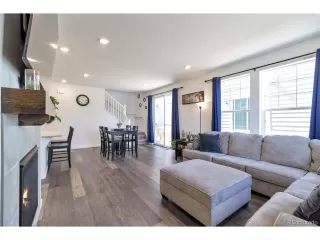 Photo #2: 2501150 Listing