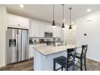 Photo #3: 2501150 Listing