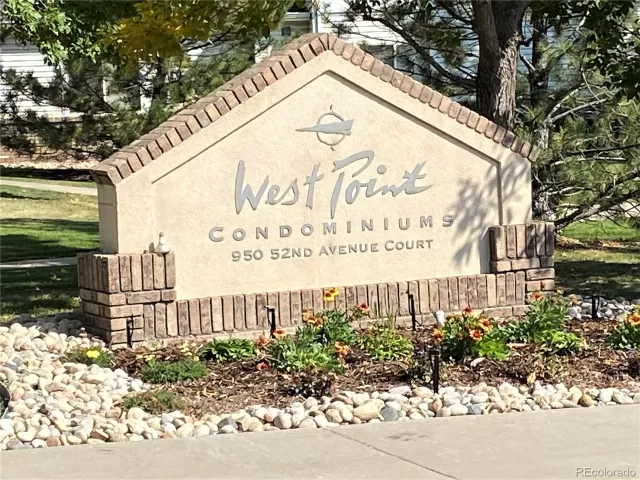 MLS: 2529520 Condo For Sale