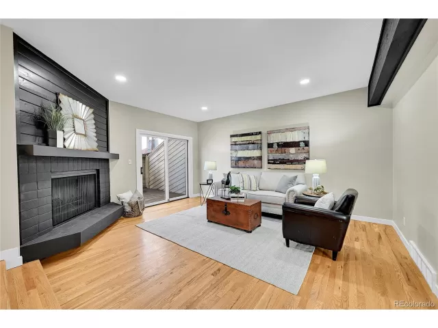 MLS: 2533482 Condo For Sale