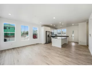 Photo #2: 2536227 Listing