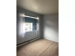 Photo #3: 2545302 Listing