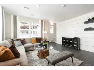 Photo #4: 2551020 Listing