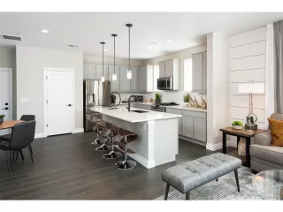 Photo #6: 2551020 Listing