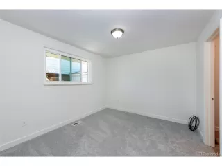 Photo #4: 2565171 Listing