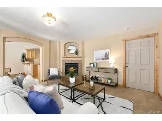 Photo #3: 2576389 Listing