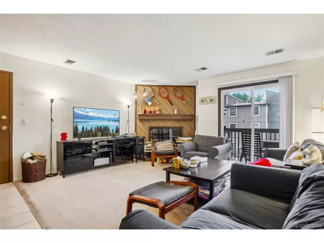 MLS: 2580810 Condo For Sale