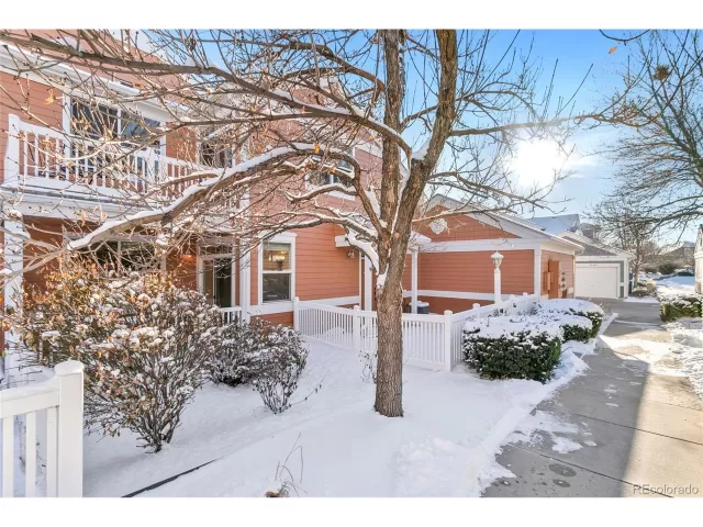 MLS: 2585873 Condo For Sale