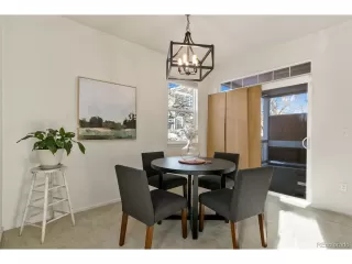 Photo #6: 2585873 Listing