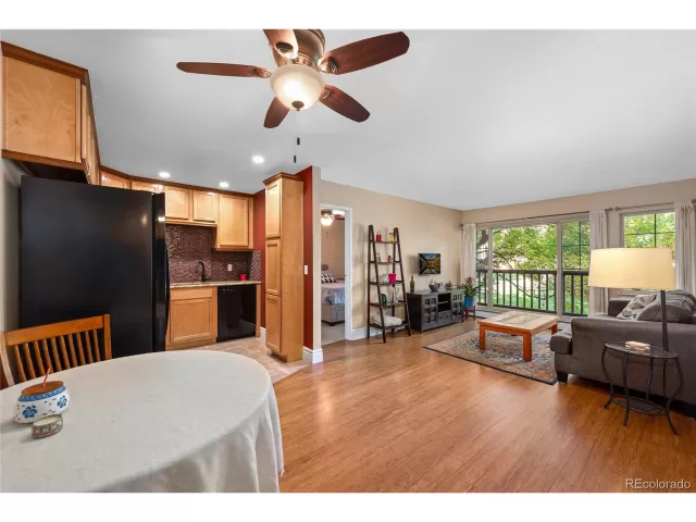 MLS: 2603762 Condo For Sale