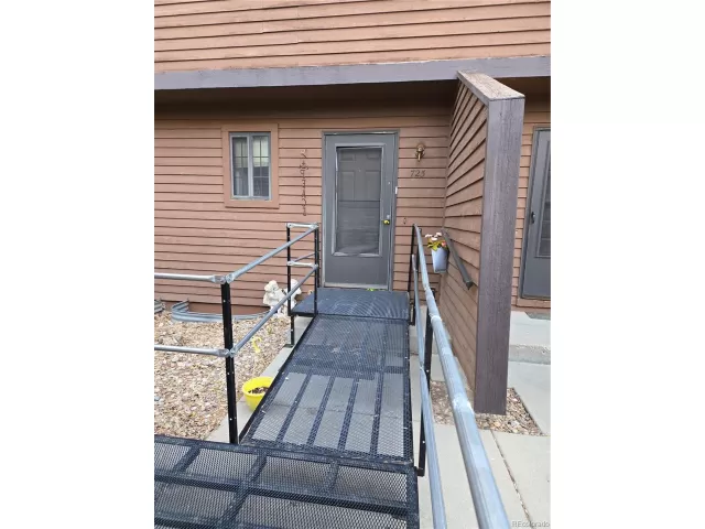 MLS: 2611993 Condo For Sale