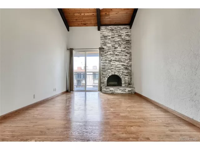 MLS: 2612814 Condo For Sale