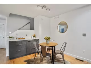 Photo #4: 2614669 Listing