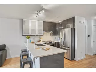 Photo #5: 2614669 Listing