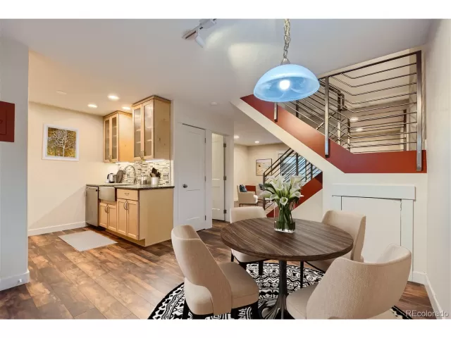 MLS: 2647054 Condo For Sale