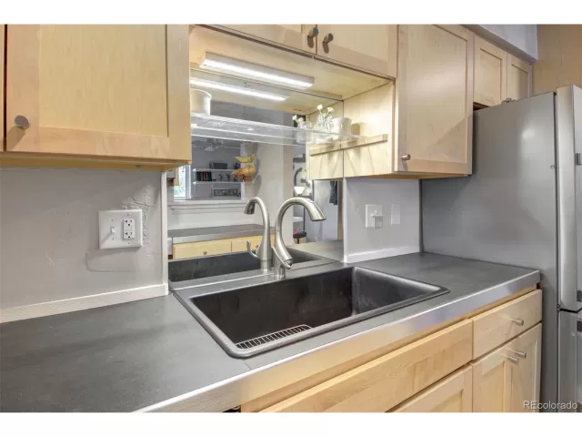 MLS: 2648557 Condo For Sale