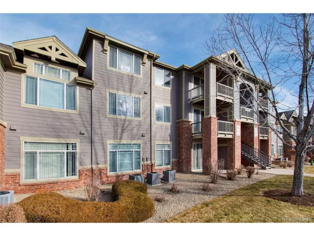 MLS: 2660980 Condo For Sale