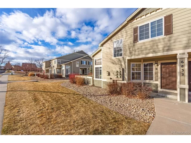 MLS: 2671201 Condo For Sale