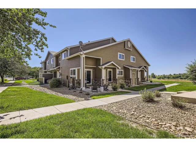 MLS: 2690223 Condo For Sale