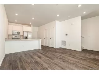 Photo #2: 2691340 Listing