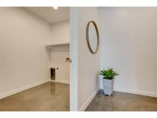 Photo #5: 2730282 Listing