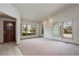 Photo #3: 2731858 Listing