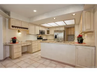 Photo #5: 2731858 Listing