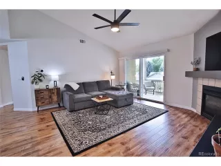 Photo #3: 2733878 Listing 