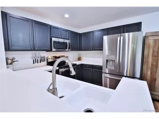 Photo #5: 2733878 Listing 