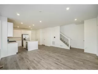 Photo #2: 2740664 Listing