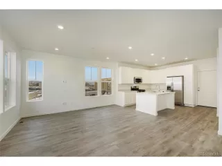 Photo #6: 2740664 Listing