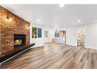 Photo #5: 2743234 Listing