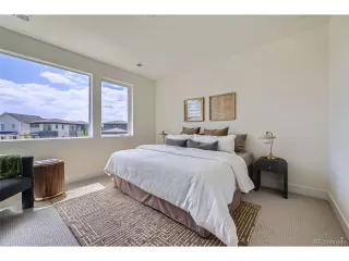 Photo #5: 2744323 Listing