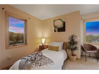 Photo #6: 2745477 Listing