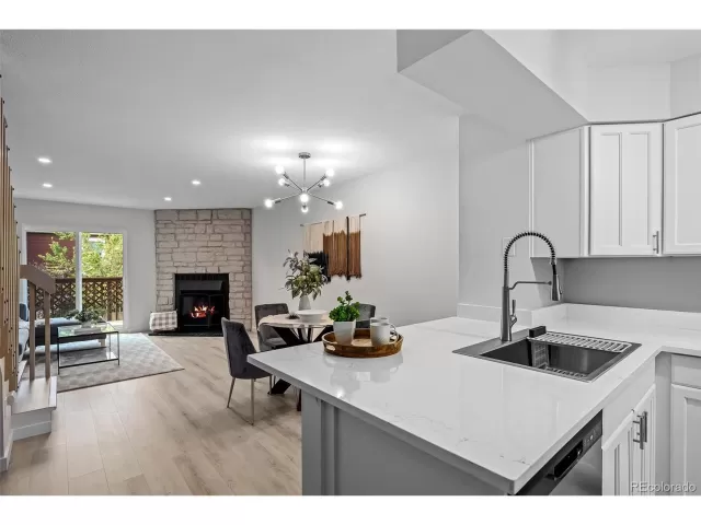 MLS: 2775806 Condo For Sale