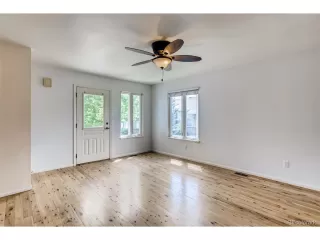 Photo #3: 2814293 Listing