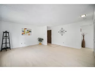 Photo #5: 2814670 Listing