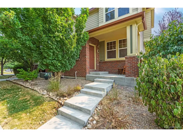 MLS: 2877209 Condo For Sale